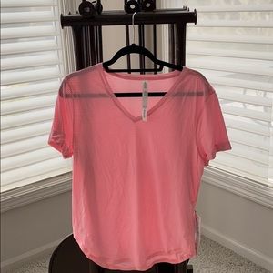 Lululemon NEW b f t tee top v neck sz 8 pink